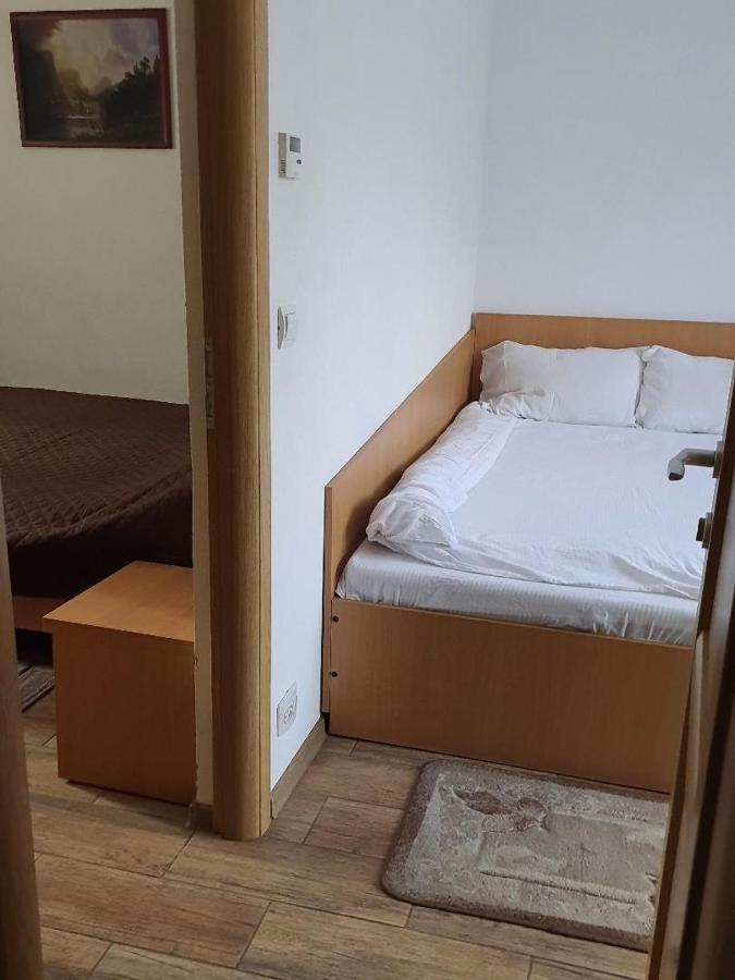 Vidra Parc Hotel Войняса Екстериор снимка