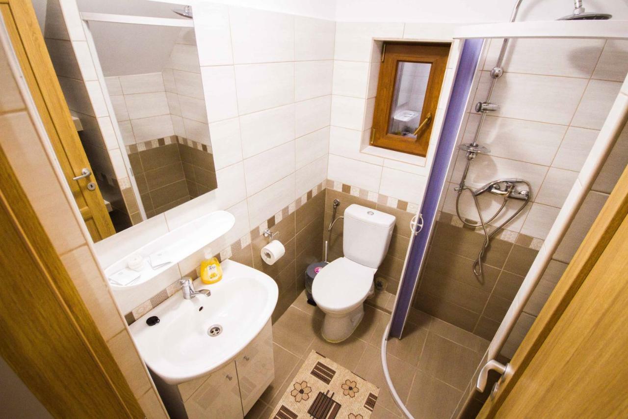Vidra Parc Hotel Войняса Екстериор снимка