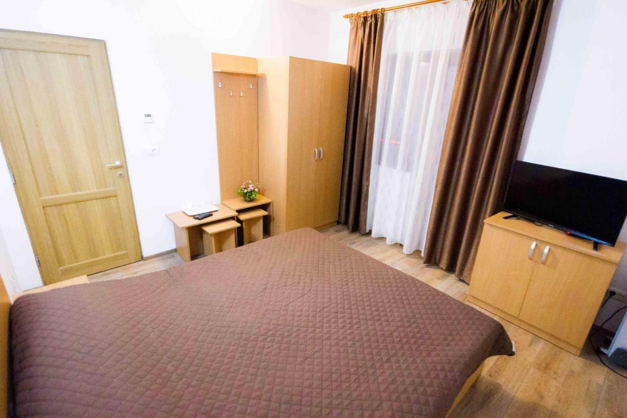 Vidra Parc Hotel Войняса Екстериор снимка