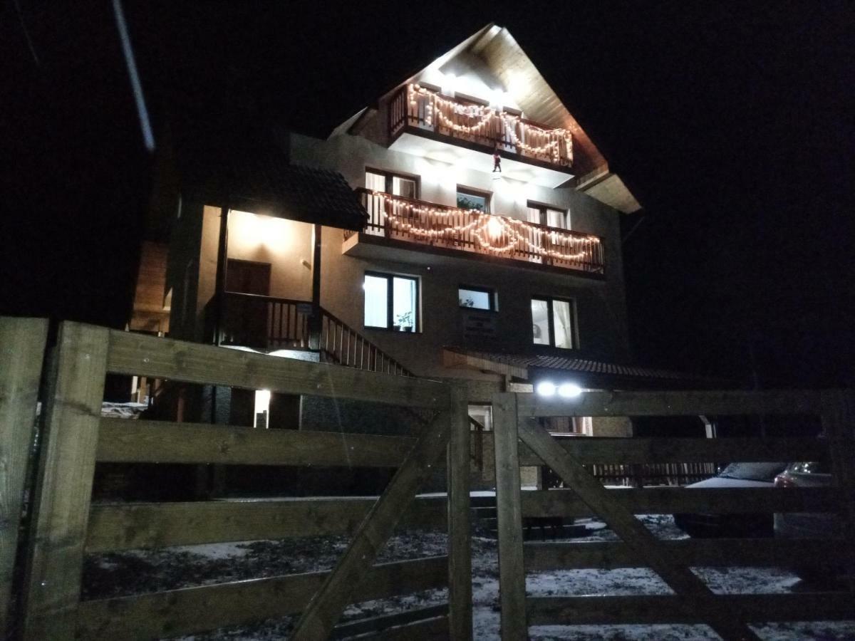 Vidra Parc Hotel Войняса Екстериор снимка