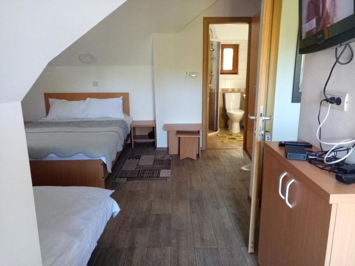 Vidra Parc Hotel Войняса Екстериор снимка