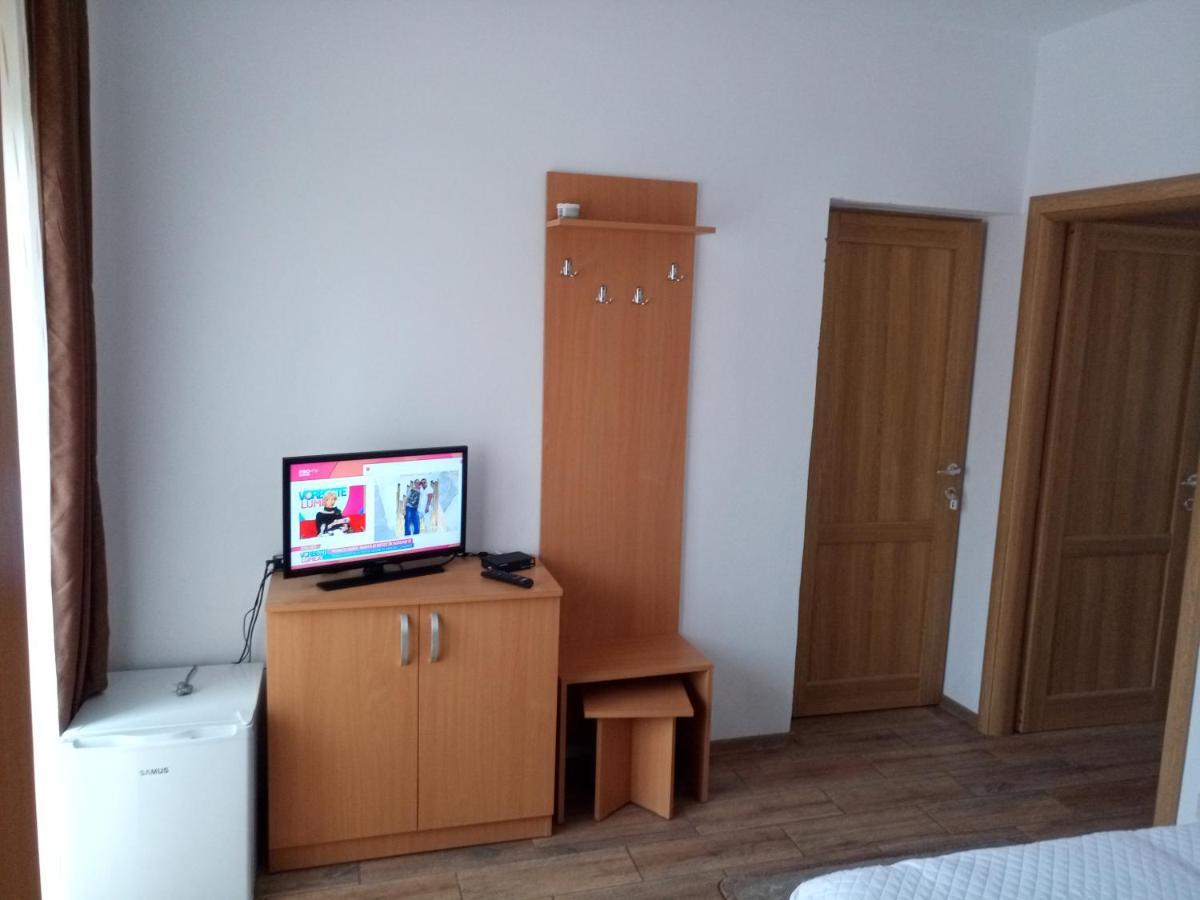 Vidra Parc Hotel Войняса Екстериор снимка